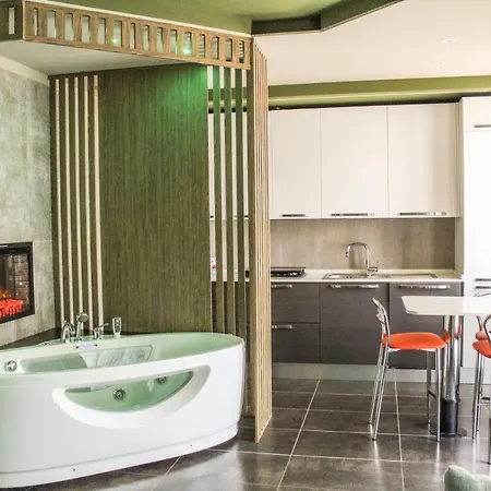 Garda Fantasy Green Jacuzzi Sauna Piscina Desenzano del Garda Exterior foto
