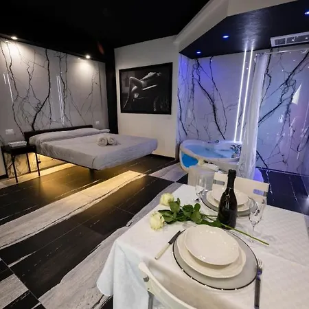 Garda Fantasy Green Jacuzzi Sauna Piscina Desenzano del Garda Exterior foto