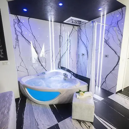 Garda Fantasy Green Jacuzzi Sauna Piscina Desenzano del Garda Exterior foto